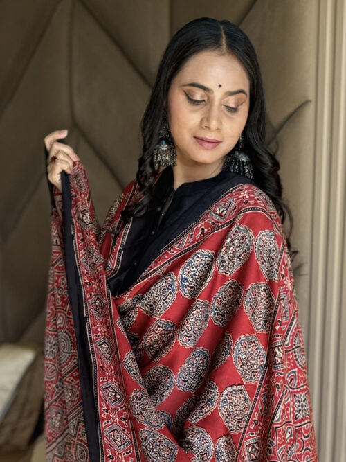 Ajrakh Modal Big Circle Print Ladgdi Patta Dupatta - Rust Red