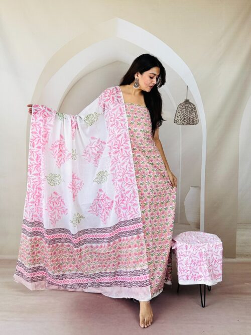 Onion Pink Flower Butta Printed Jaipur Sangneri Dress Material