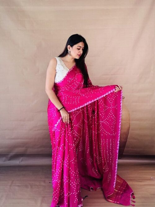 Graceful Pink Bandhani Saree